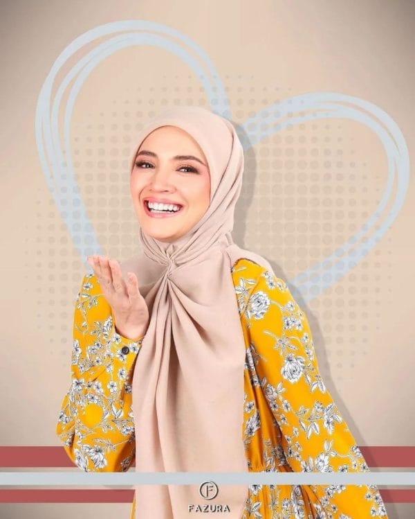 Perunggu by Tudung Fazura